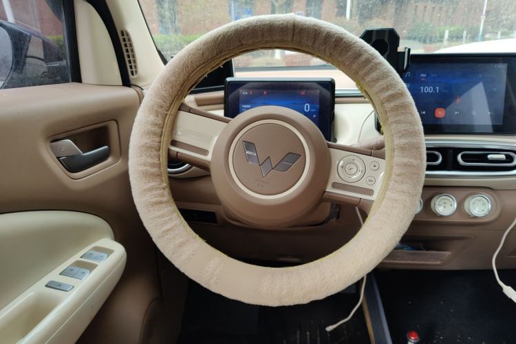 Used Wuling Hongguang MINIEV 2025 Four-Door Version Premium Edition
