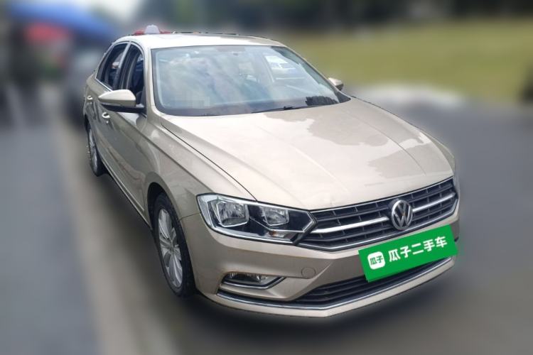 Used Volkswagen Bora 2016 1.6L Automatic Comfort Model Front Right 45 Deg