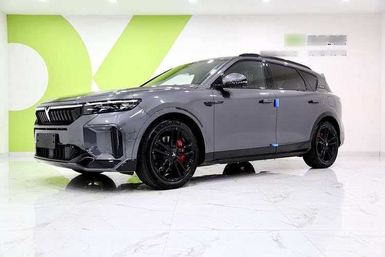 Used VOYAH FREE 2025 318 259 km All-Wheel-Drive Exploration Edition