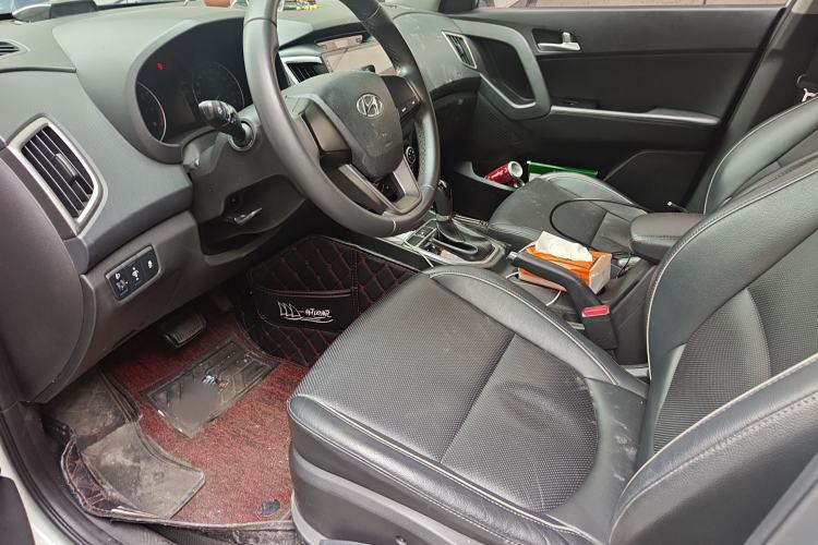 Used Hyundai ix25 2015 1.6L Automatic Two-Wheel Drive Smart GLS Trim Left Front Seat