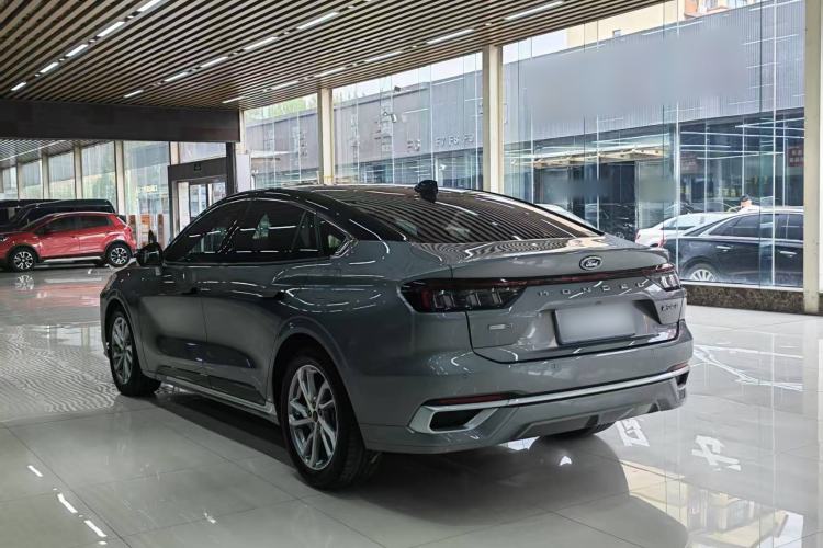 Used Ford Mondeo 2022 Restyled EcoBoost 245 Luxury Version Exterior 3