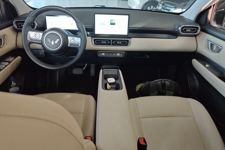 Used Wuling Bingo PLUS 2024 510 km Flagship Edition Four-Seater Version
