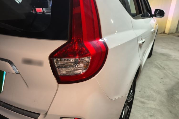 Used Geely Auto Vision X6 2016 1.3T CVT Flagship Model
