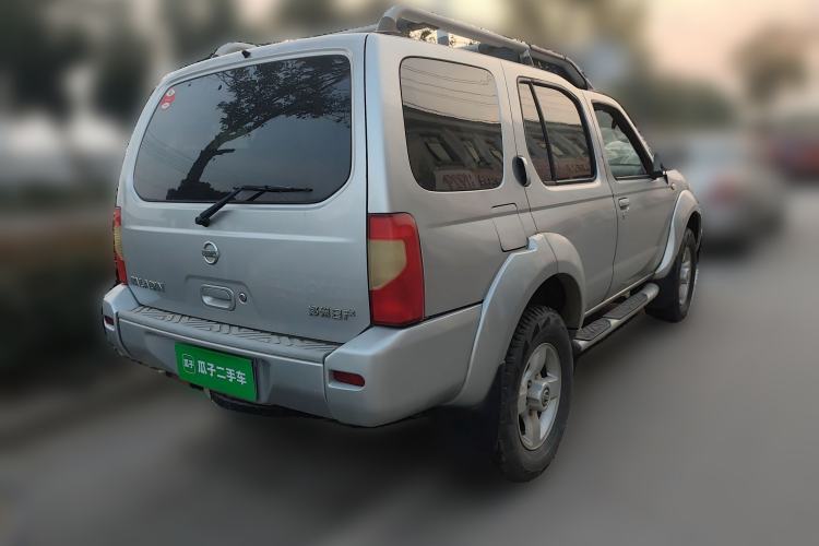 Used Nissan Paladin 2013 2.4L Two-Wheel Drive Standard Version China IV Standard