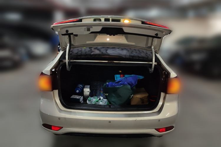 Used Roewe i5 2019 1.5L Manual 4G Connected Langyue Edition