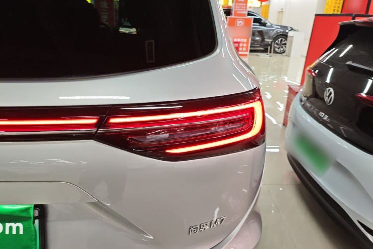 Used Hima AITO M7 2024 1.5T Intelligent Driving 4WD Max Edition 5 Seats
