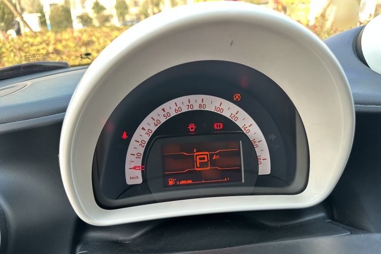 Used smart forfour 2018 1.0L 52 kW Dynamic Edition
