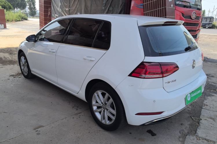 Used Volkswagen Golf 2018 230TSI Automatic Comfort Model
