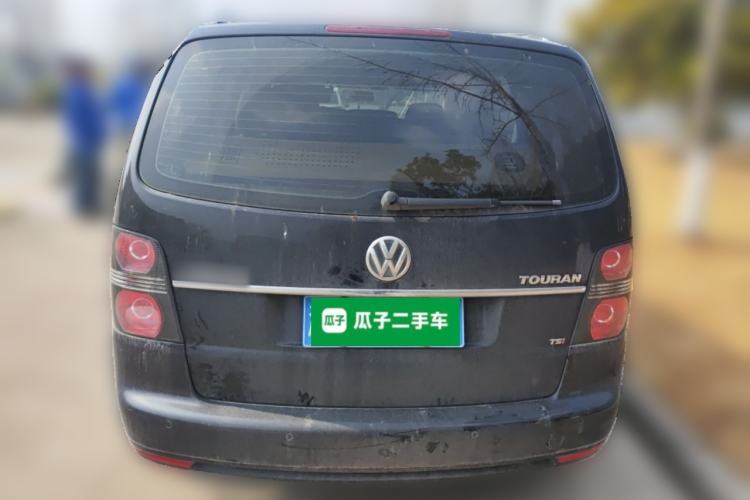 Used Volkswagen Touran 2011 1.4T Manual Zhiya Edition 5 Seats
