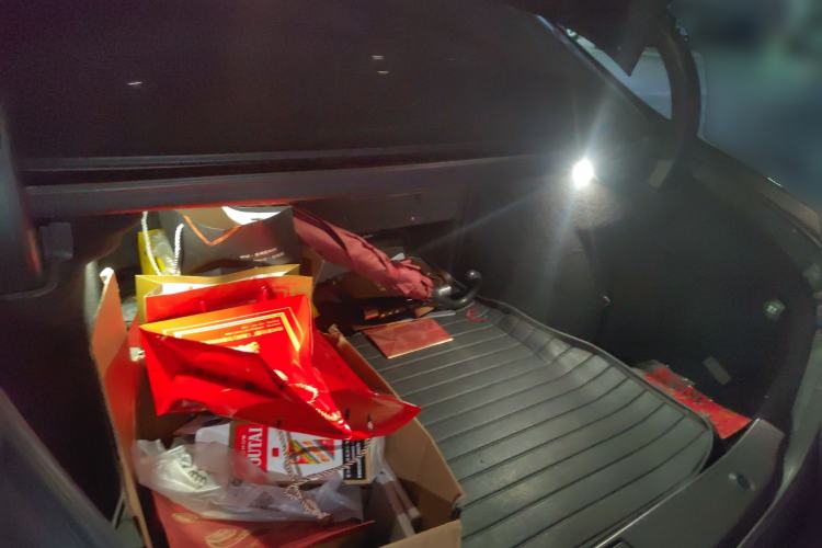 Used Mercedes-Benz Maybach S-Class 2016 S 400 4MATIC Trunk