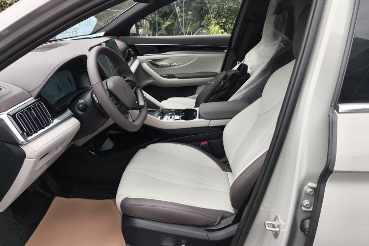 Used BYD Song PLUS New Energy 2025 EV Smart Drive Edition 605km Flagship Model
