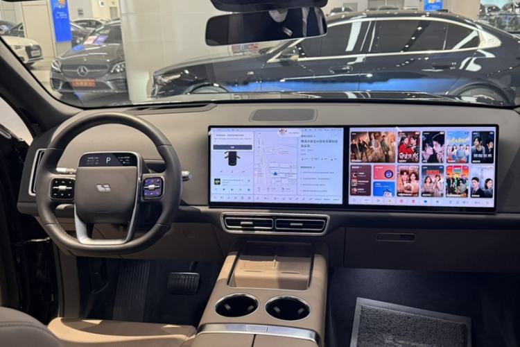 Used Li Auto L8 2025 Ultra Smart Refreshed Edition
