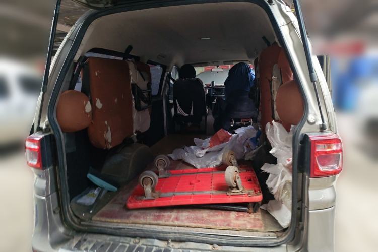 Used FORTHING Lingzhi 2019 Facelifted M5L 1.6L 7-Seater Base Model China VI Standard Trunk