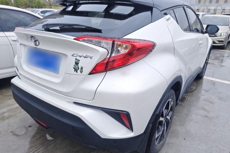 Used Toyota C-HR 2020 2.0L Leading Edition Rear Right 45 Deg