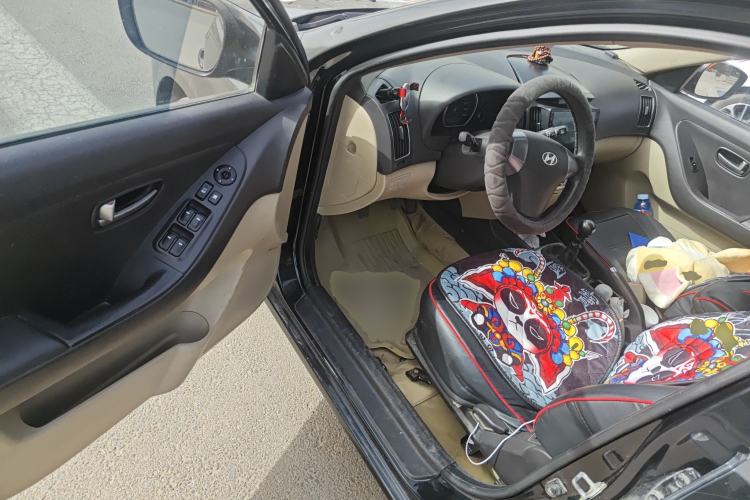 Used Hyundai Celesta 2011 1.6L Manual Comfort Edition
