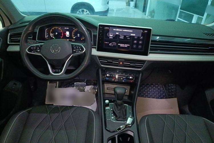 Used Volkswagen Tiguan L 2022 330TSI Automatic Two-Wheel Drive R-Line Enhanced Edition
