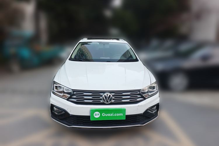 Used Volkswagen C-TREK 2017 230TSI DSG Comfort Version Front