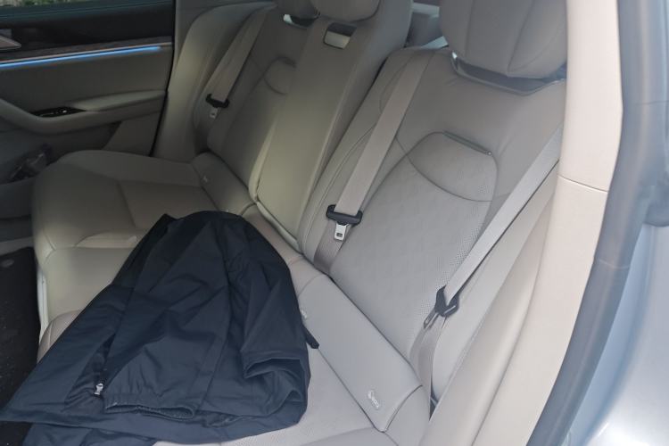 Used NETA S 2022 Pure Electric 715 km Range Rear-Wheel Drive Mid-Range Version Interior 4