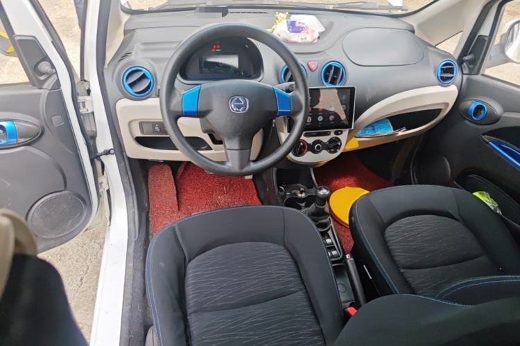 Used JMEV E200L 2018 E200L Standard Model (250 km) Center Console