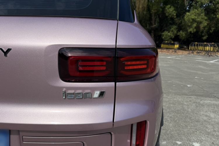 Used Geely Auto icon 2023 1.5TD Chocolate Smoothie Edition