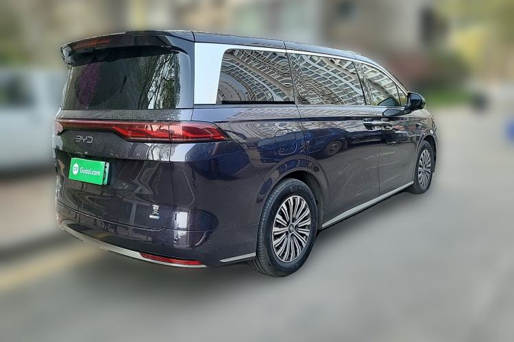 Used BYD Xia 2025 DM-i 1.5T 180km Beyond Edition Rear Right 45 Deg