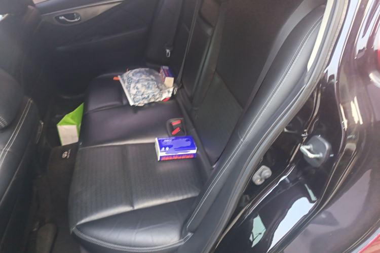 Used Infiniti Q50 2014 3.7L Luxury Sport Edition Left Rear Seat