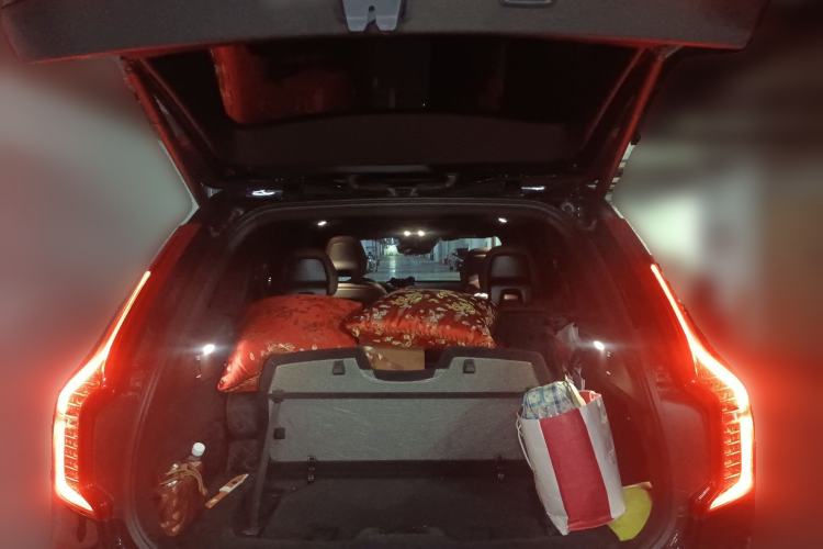 Used Volvo XC90 2021 B5 SmartDrive Luxury Edition 5-seater
