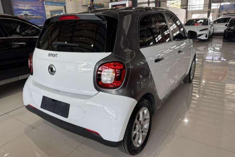 Used smart forfour 2016 1.0L 52 kW Dynamic Edition