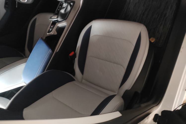 Used Geely Auto Emgrand 2022 4th Generation 1.5L CVT Flagship Model Right Front Seat