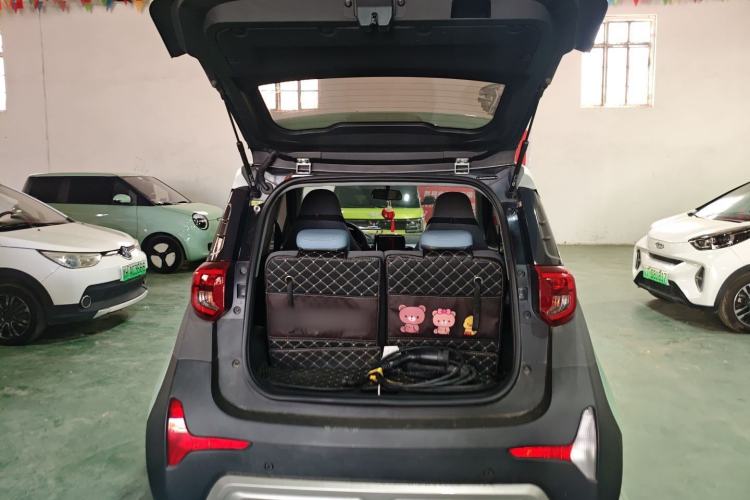 Used Chery QQ Little Ant 2022 Revised Version Sweet Pink Edition Half-Sugar Version Lithium Iron Phosphate 30.7 kWh 30 kW 301 km Trunk