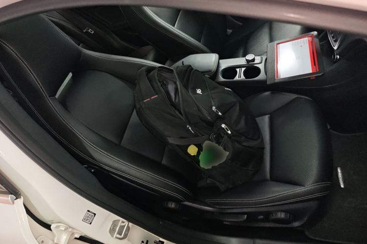 Used Mercedes-Benz GLA 2015 GLA 220 4MATIC Fashion Model