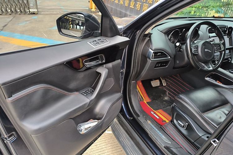 Used Jaguar F-PACE 2019 2.0T Four-Wheel Drive Urban Luxury Edition Driver Seat