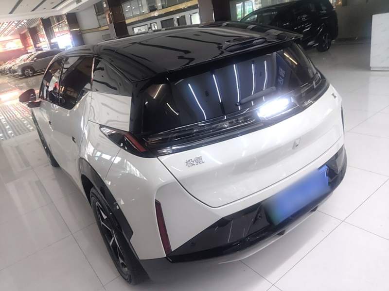Used Zeekr X 2025 5-Seater Rear-Drive Version — 4