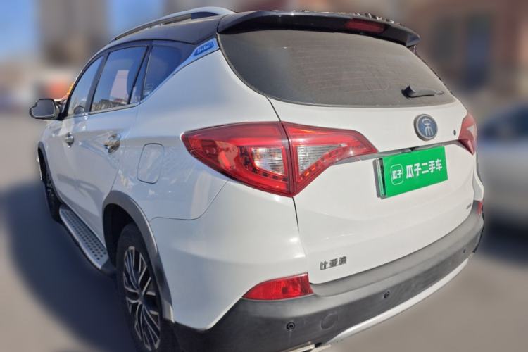 Used BYD Song New Energy 2017 Song DM 1.5TID All-Wheel Drive Luxury Model
