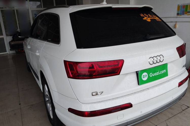 Used Audi Q7 2016 45 TFSI Technology Edition Rear Left 45 Deg