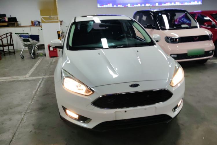 Used Ford Focus 2017 Hatchback 1.6L Automatic Fashion Edition Smart Drive Version