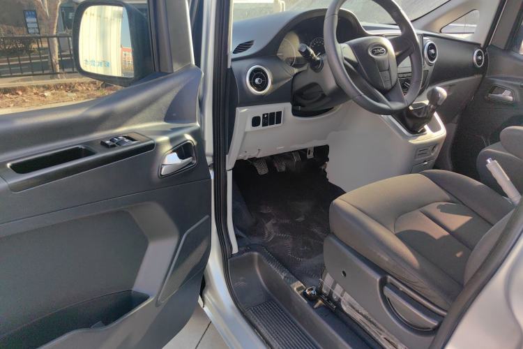 Used JAC Refine M3 2019 1.8L 2-Seat Shuttle Version