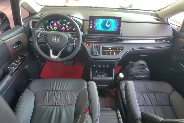 Used Honda Odyssey 2024 2.0L eHEV Sharp & Smart Edition