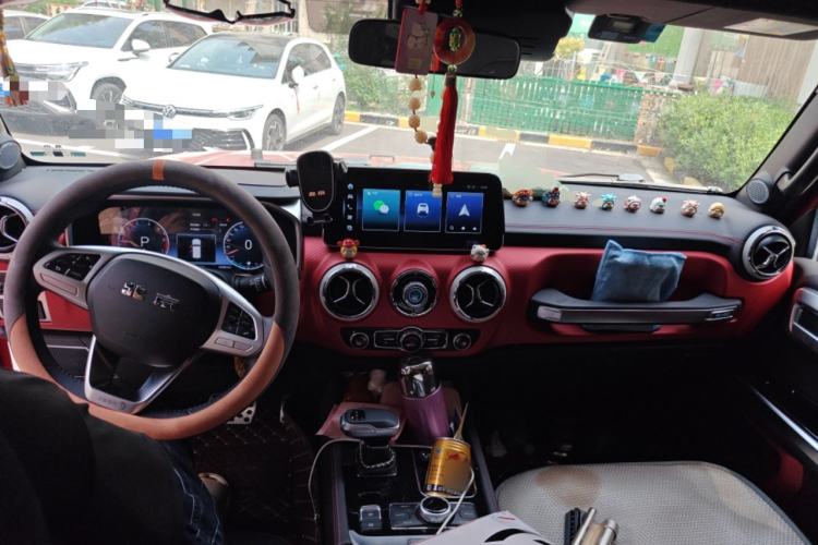 Used BAIC Off-Road BJ40 2022 2.0T Automatic Four-Wheel Drive Ring of the Tower Champion Edition Center Console