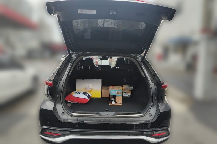 Used Toyota Venza 2022 2.0L CVT Two-Wheel Drive Prestige Edition
