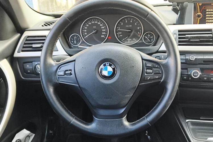Used BMW 3 Series 2014 320Li Fashion Model