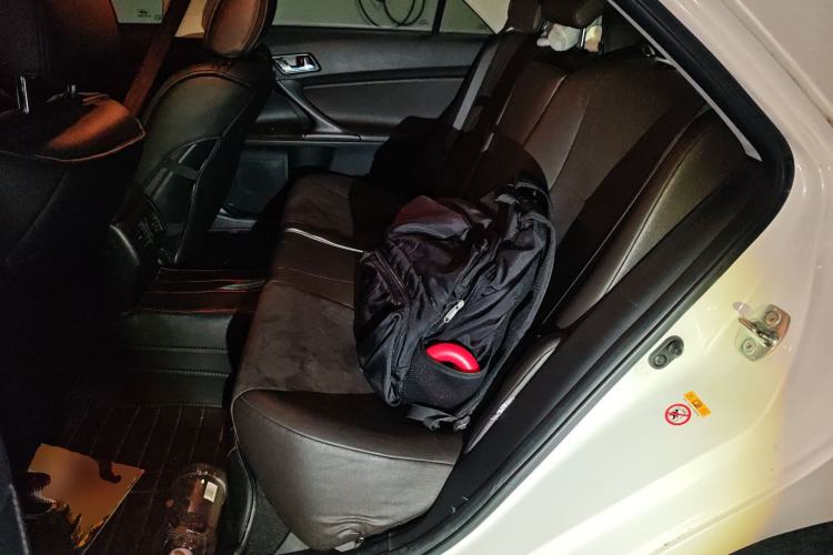 Used Toyota Reiz 2013 2.5V Shangrui Edition Left Rear Seat