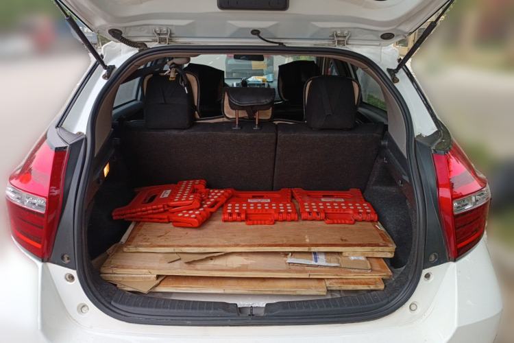 Used Toyota YARiS L Zhi Xuan 2016 Revised 1.5E CVT Charming Edition