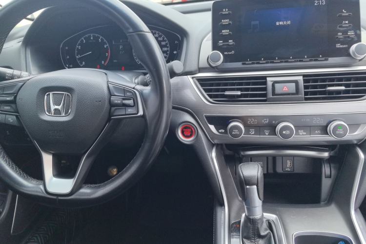 Used Honda Accord 2018 260TURBO Elite Edition China VI Center Console