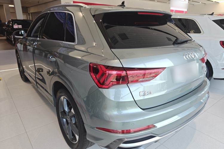Used Audi Q3 2021 35 TFSI Fashion Dynamic Model