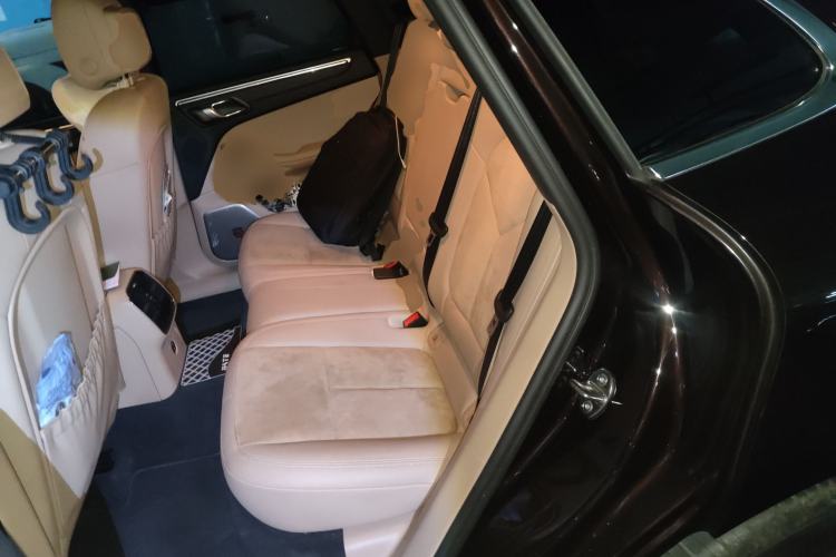 Used Porsche Macan 2021 Macan 2.0T Left Rear Seat