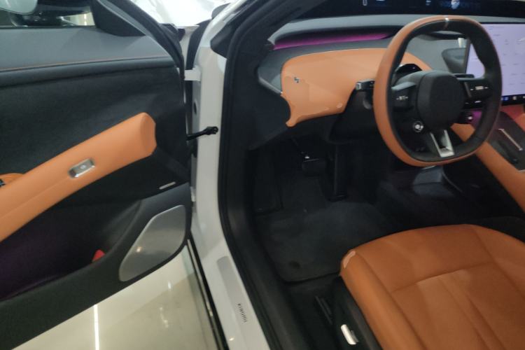 Used Xiaomi Auto YU7 2025 Ultra-Long Range High-Performance All-Wheel-Drive Max Edition
