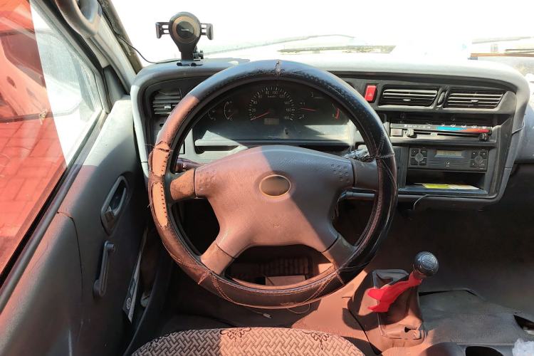 Used Jinbei Hiace 2011 2.5T Fifth-Generation Entrepreneur Edition Luxury Version YC4FB90-36