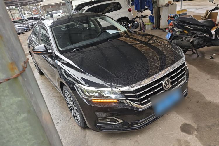 Used Volkswagen Passat 2019 330TSI Prestige Edition China VI Standard