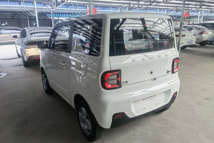 Used Geely Galaxy Panda 2024 Panda Mini 200km Endurance Bear
